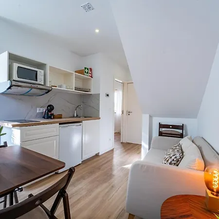 Nura House Duplex Downtown