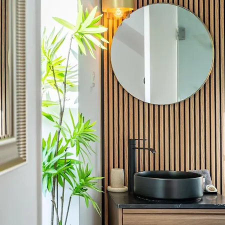 Vakantiehuis Nura House Duplex Downtown