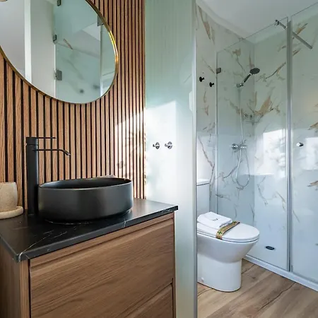 Nura House Duplex Downtown Apartament *