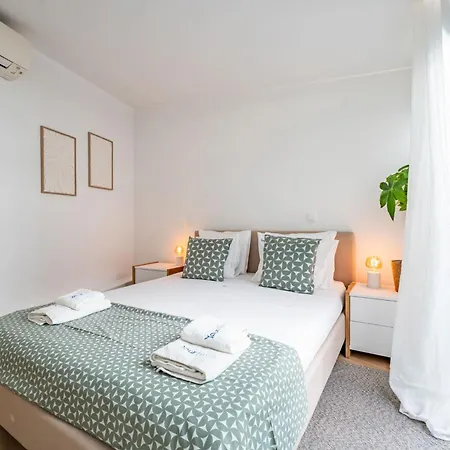 بيت للعطل Nura House Duplex Downtown بورتو