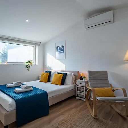 Nura House Duplex Downtown